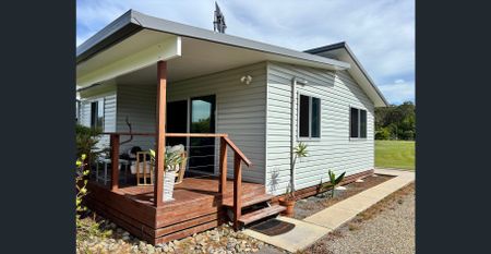 A Quiet Modern Escape in a Beautiful Estate Setting - Photo 2