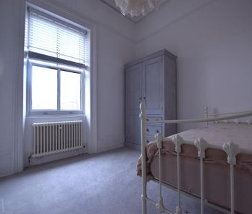 2 Bedroom Apartment To Let - Photo 5