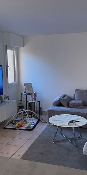 Location Appartement 3 pièces 73m² - Photo 1