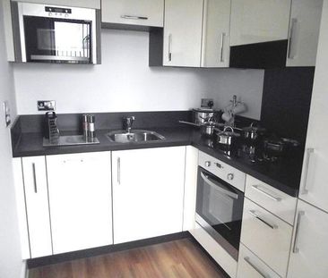 Studio to rent - Photo 5