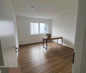 Helle Wohnung in Niederschöneweide zu vermieten - Photo 1