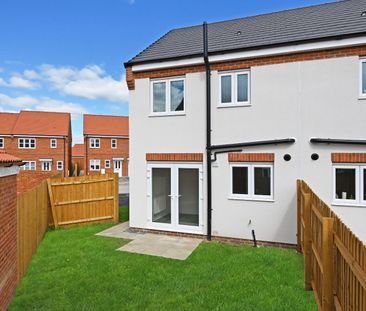 2 bedroom semi-detached house to rent - Photo 6