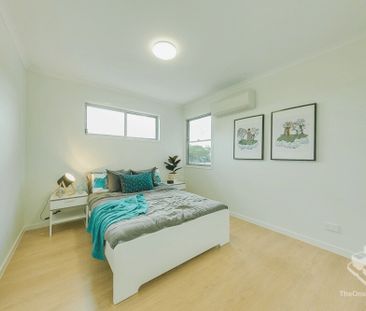 Contemporary Comfort & Low-Maintenance Living - Photo 5