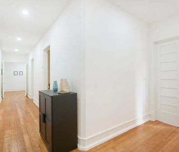 Room in a shared 7-bedroom apartment for rent in Lisbon - Photo 6