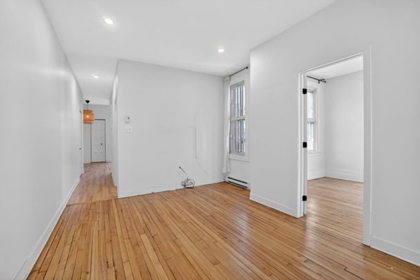 1472 Rue Montcalm, H2L 3G8, H2L 3G8, Montréal - Photo 1