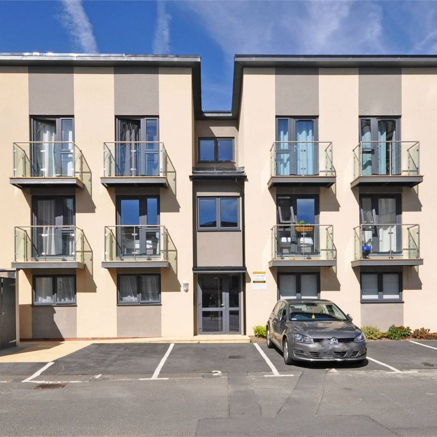 Eagle Court, Montpellier, Cheltenham, Gloucestershire - Photo 1