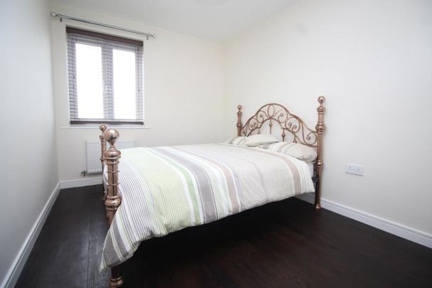Cicero Crescent, Milton Keynes - Photo 1