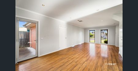 Modern Comfort in a Prime Laverton Location - Photo 4