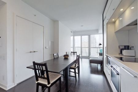 For Lease - 15 Grenville Street Unit# 3507, Toronto, Ontario - Photo 4