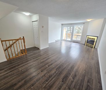 For Lease - 219 Briston Private, Hunt Club - South Keys and Area, O... - Photo 2