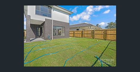 Style and Practicality - Photo 4