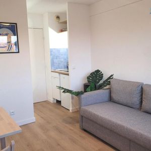 Location Appartement 1 pièce 18m² MARSEILLE 5ème - Photo 2