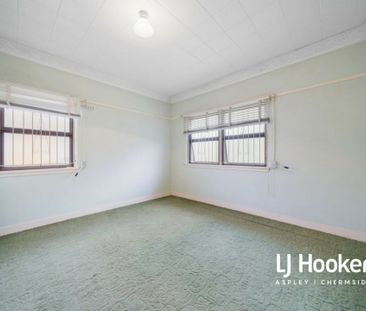 8 Ballantine Street, Chermside QLD, Belconnen - Photo 5