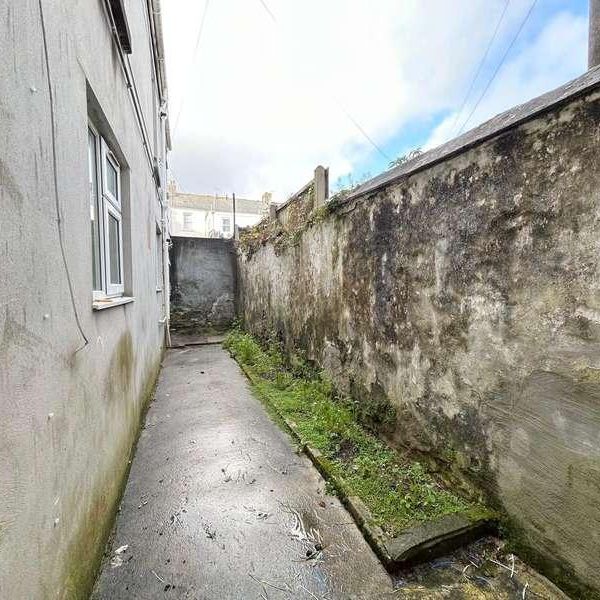 Francis Street, Stonehouse, Plymouth, PL1 - Photo 1