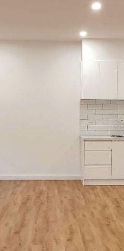 2-Bedroom Gem in Lalor with Modern Comforts - Photo 1