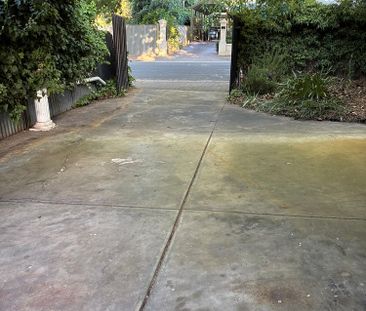 3-bedroom shared house, Sedgeford Rd - Photo 5