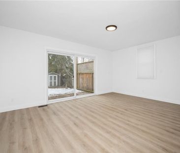 For Lease - 96 London Street, Hamilton, Ontario - Photo 2