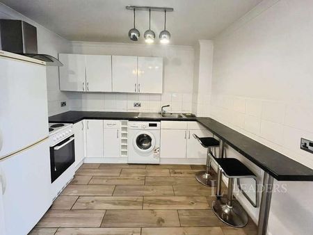 Leagrave Area - Tudor Road - Bedroom - Part Furnished, LU3 - Photo 4