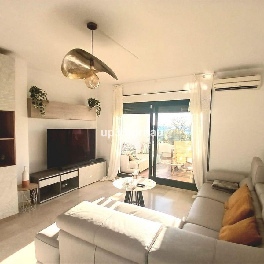 Middle Floor Apartment · Estepona - Foto 1