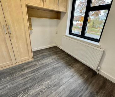 6 bedroom semi-detached house to rent - Photo 1