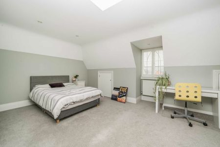 Martineau Drive, TW1, London - Photo 5