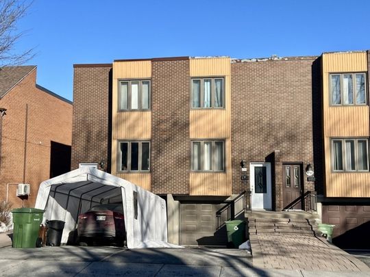 Maison à paliers multiples à louer - Montréal (Le Sud-Ouest) (Ville-Émard) Maison à paliers multiples à louer - Montréal (Le Sud-Ouest) (Ville-Émard) - Photo 1