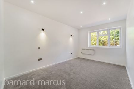 Hounslow Road, Feltham, Hanworth - Photo 2