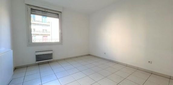 Location Appartement 1 pièce 19m² AIX EN PROVENCE 13100 - Photo 2