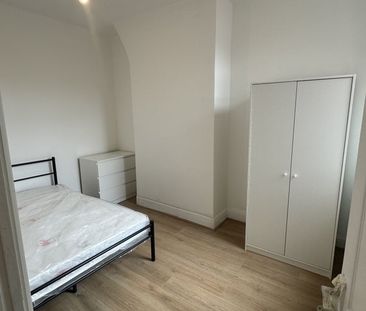 2 Bed Terraced House, Vittoria Street, CH41 - Photo 1
