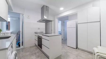 Carrer del Duc de Mandas, Valencia, Valencian Community 46019 - Photo 5