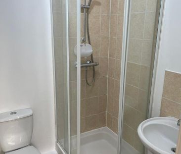 Studio to rent - Photo 6