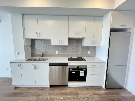 461 Green Road #914 - Photo 1