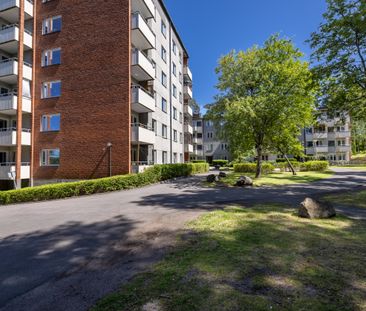 Norra Storängsvägen, Finspång - Photo 1