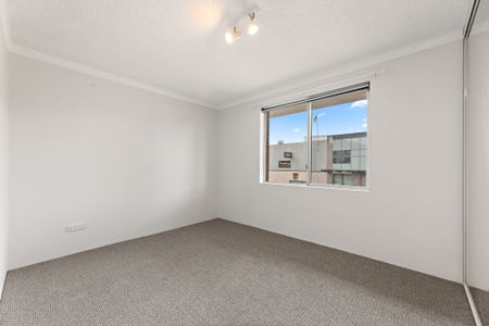 Updated Abode | Ultra Convenience - Photo 3