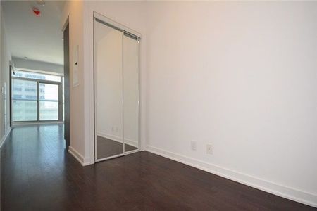 For Lease - 14 York Street Unit# 5009, Toronto, Ontario - Photo 4