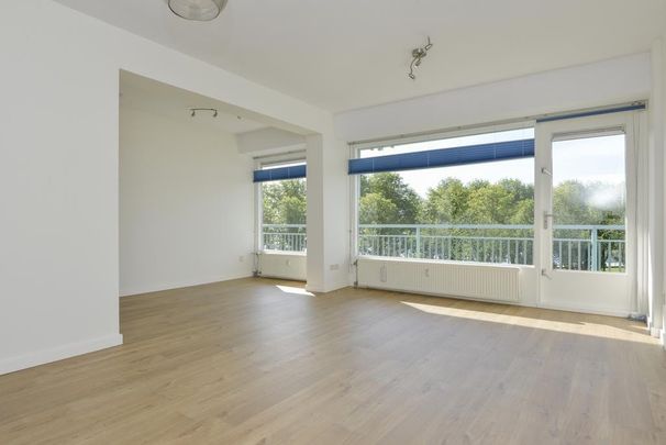 Appartement te huur: Burgemeester Hogguerstraat 121 1064 CL Amsterdam - Foto 1