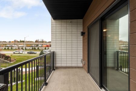 For Lease - 4 SPICE Way Unit# 117, Barrie, Ontario - Photo 2