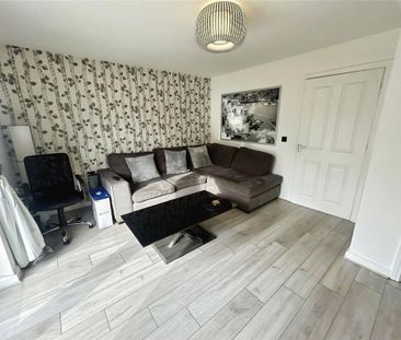 2 bedroom end of terrace house to rent - Photo 2