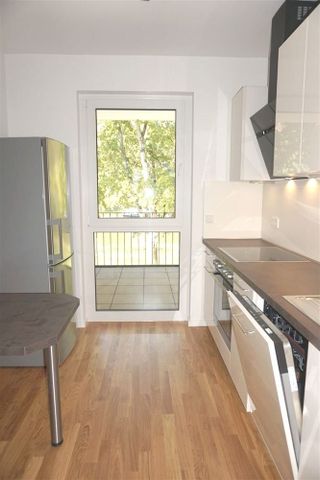 Attraktive 2-Zimmer-Wohnung mit Einbauküche, Balkon und traumhafter Mosellage – Ideal für Berufspendler nach Luxemburg - Photo 4