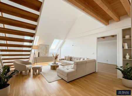 CHARMANTE DACHGESCHOSS MAISONETTE - HELLE 2,5-ZIMMER-WOHNUNG MIT GALERIE UND GROSSER DACHTERRASSE - Foto 3