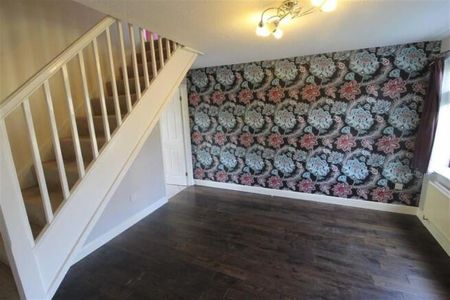 2 bedroom mid-terrace to rent Shepperds Green, Shenley Church End, MK5 6DA - Photo 5