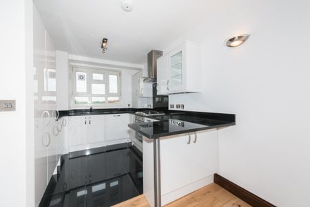 Blythe Road, London, W14 flat to rent - Photo 4