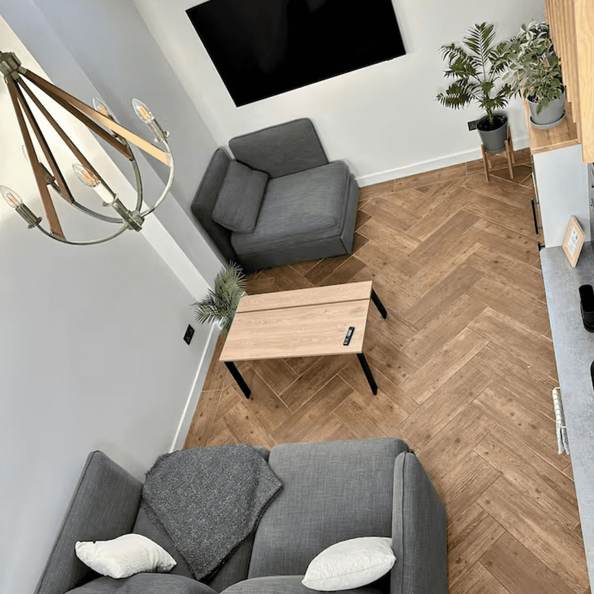 Morden Road, Mitcham, CR4 - Photo 1