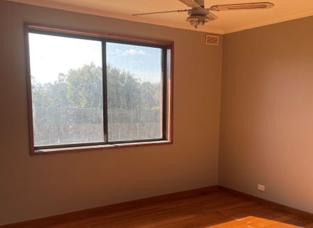 3 Bedroom Home - Photo 4