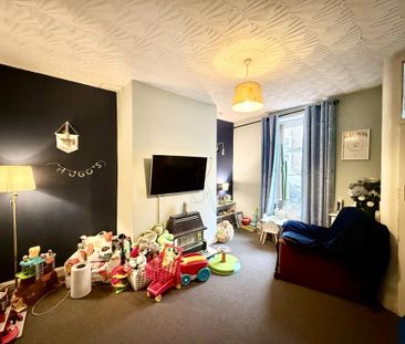 2 bedroom terraced house to rent - Photo 1