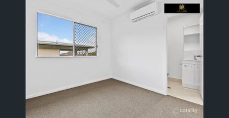 Modern 3-Bedroom in Prime Location - Photo 2