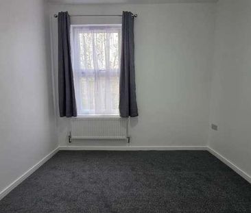 Wentworth Road, London, E12 - Photo 1