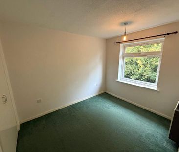 2 bedroom end of terrace house to rent - Photo 1