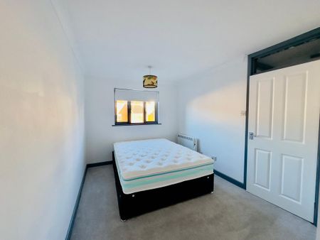 2 bedroom apartment to rent - Photo 2