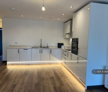 2 bedroom flat to rent - Photo 4